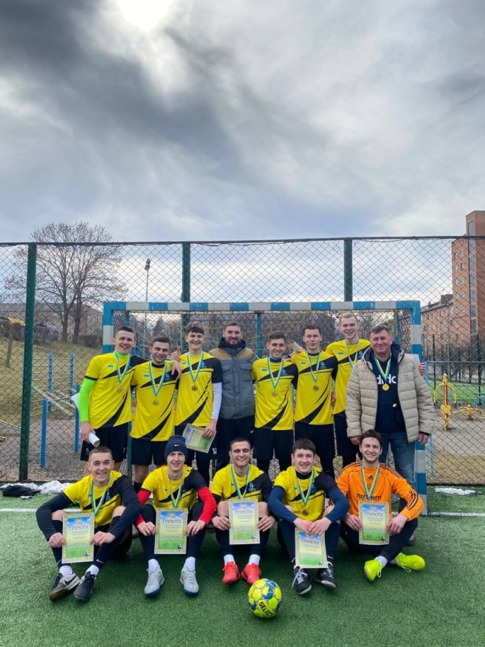 photo_5224218062612449156_y